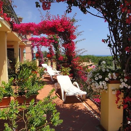 Domus De Janas Sul Mare Hotel Bari Sardo Luaran gambar