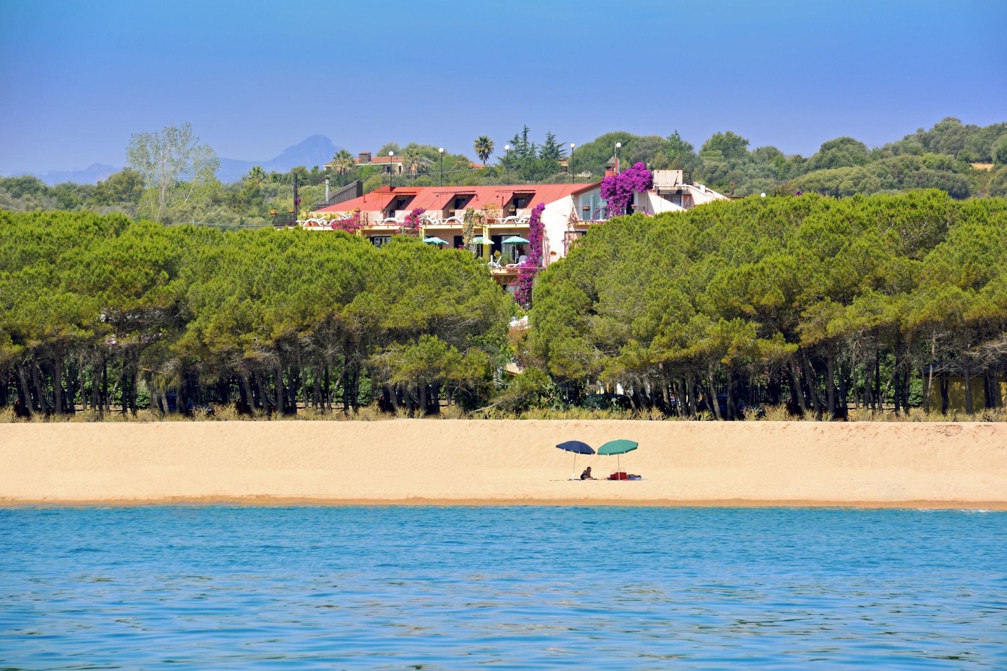 Domus De Janas Sul Mare Hotel Bari Sardo Luaran gambar