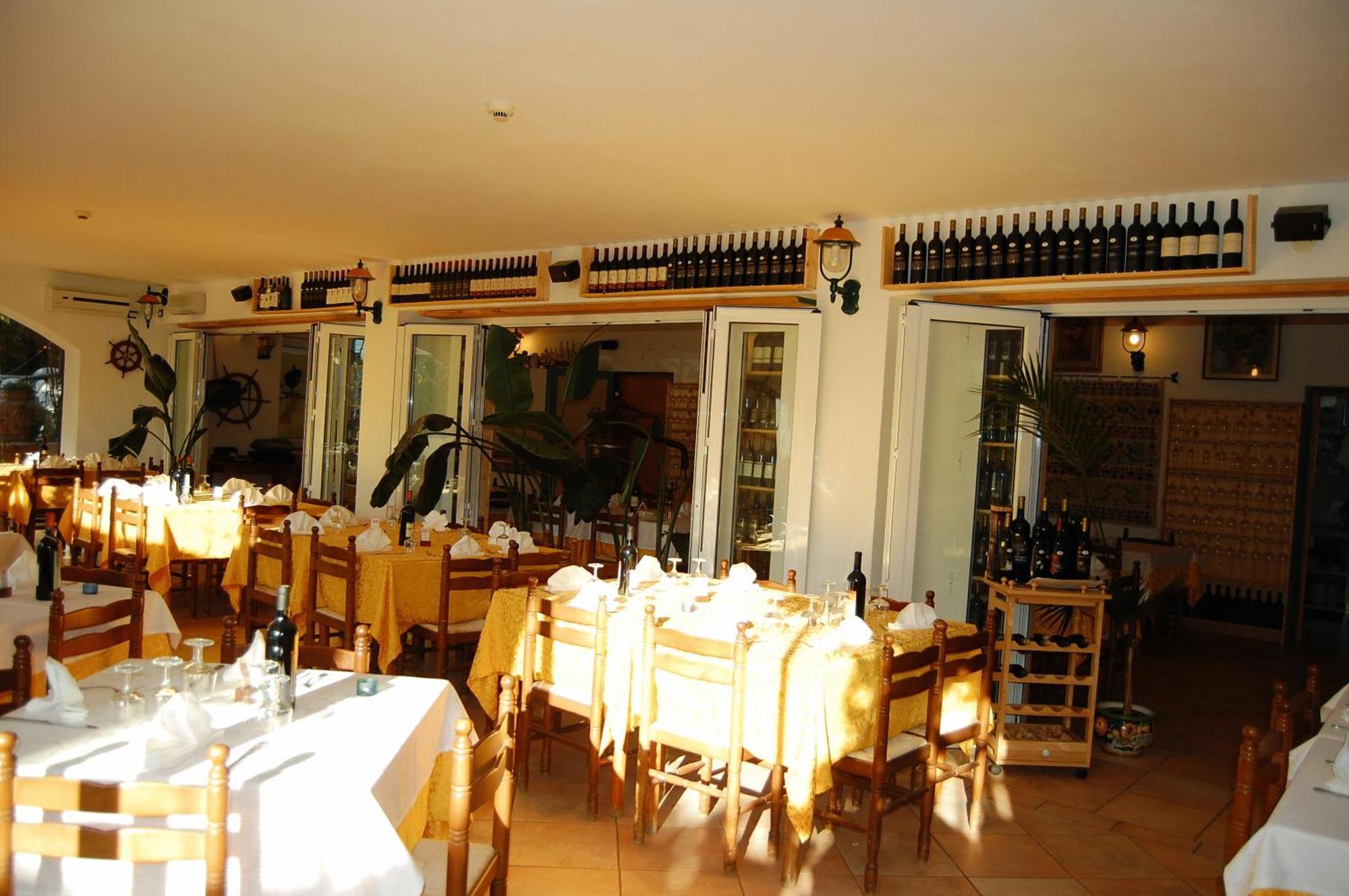 Domus De Janas Sul Mare Hotel Bari Sardo Luaran gambar