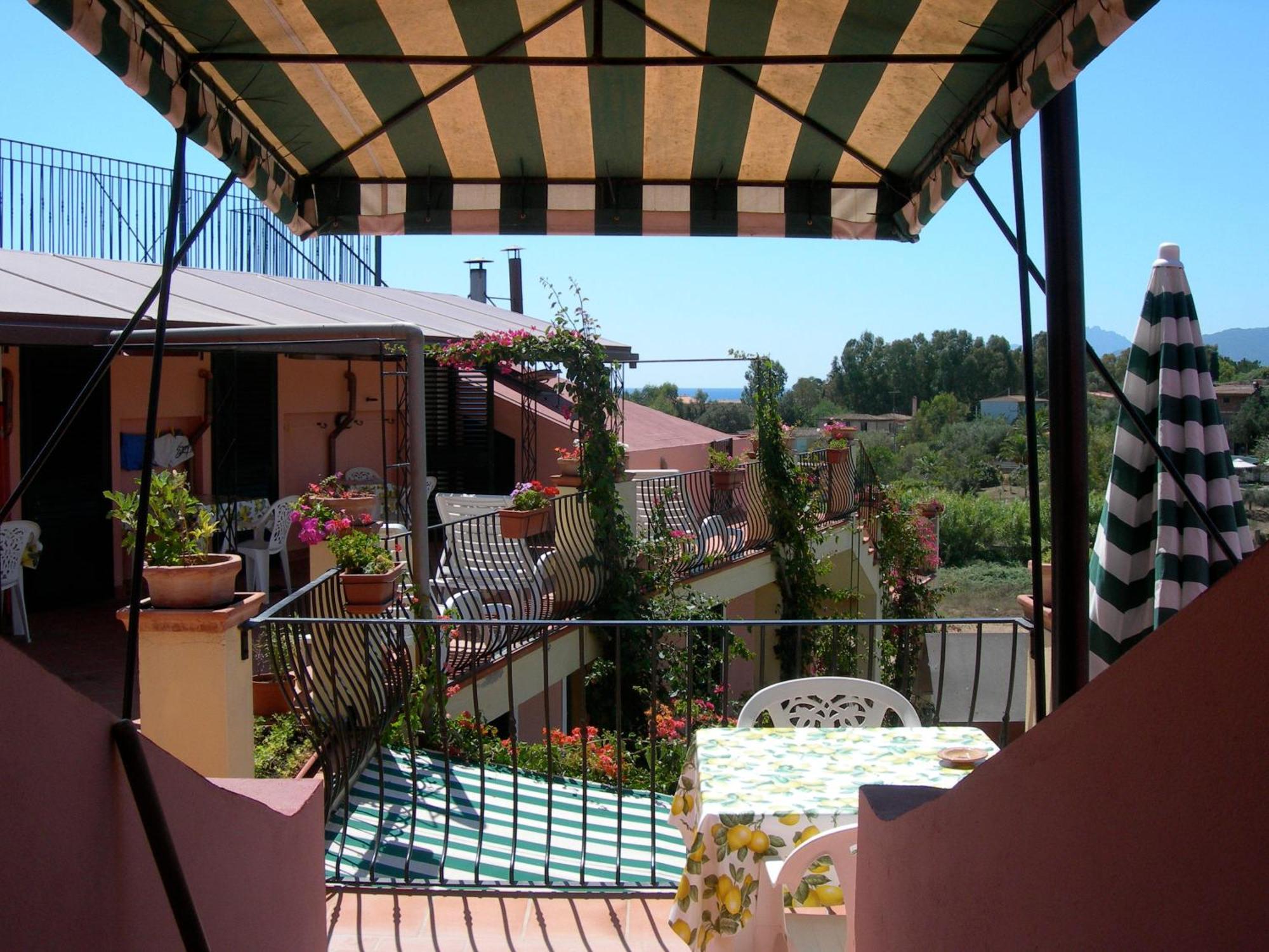 Domus De Janas Sul Mare Hotel Bari Sardo Luaran gambar