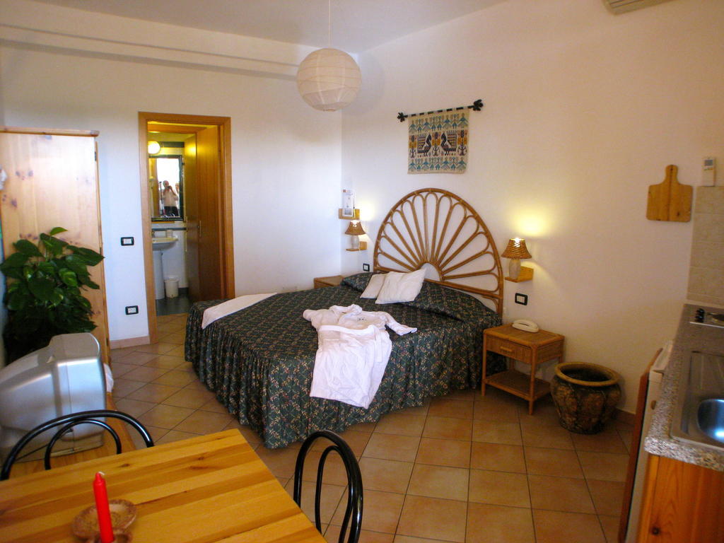 Domus De Janas Sul Mare Hotel Bari Sardo Luaran gambar